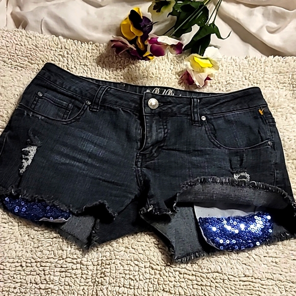 Red Rivet Pants - Y2K low waisted Micro Short SEQUIN pocket detail low waisted vintage retro cut